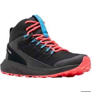 Trailstorm Mid Waterproof Wide Hiking Boot
